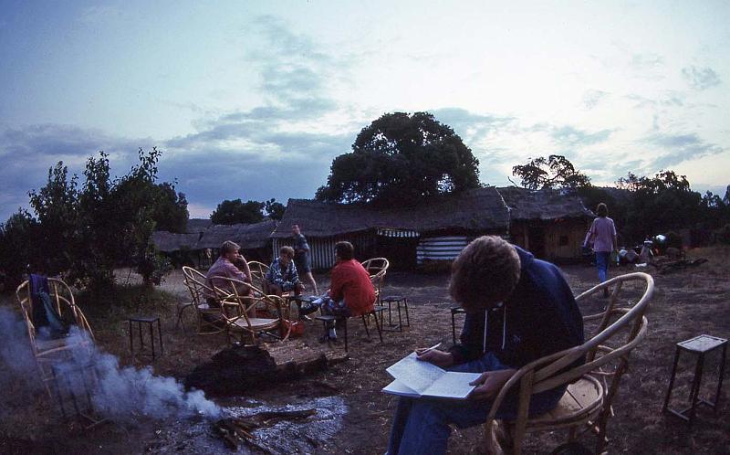 WT 1400 198-16 Kenya.jpg